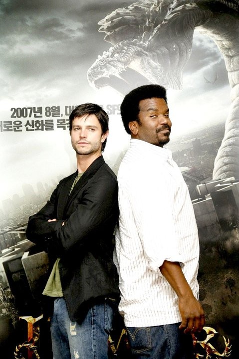 Canavar Savaşları Fotoğrafı