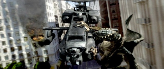 Canavar Savaşları Fotoğrafı