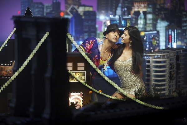 Tees Maar Khan fotoğrafı