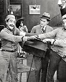 Bughouse Bellhops (1915) afişi