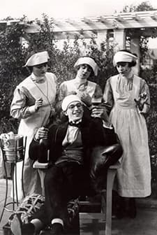 Lonesome Luke Loses Patients (1917) afişi
