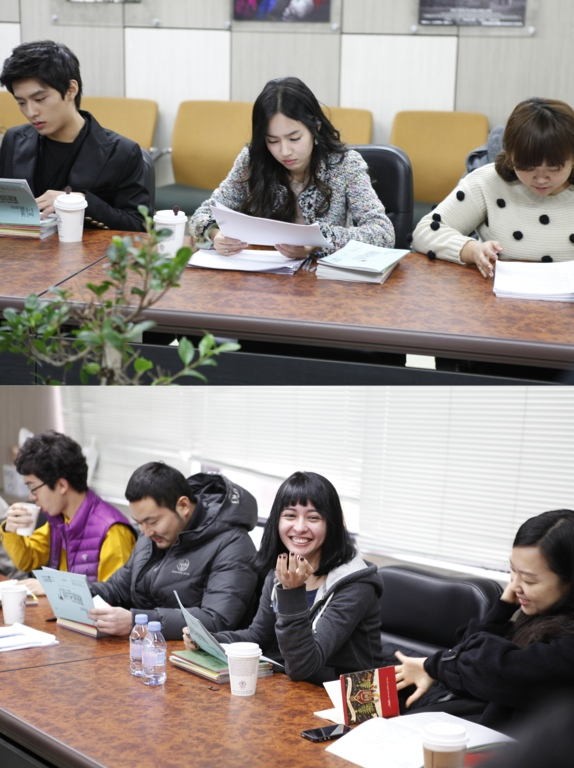 Real School! fotoğrafı