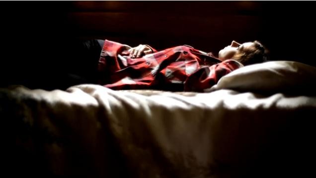 One Foot In The Gutter fotoğrafı