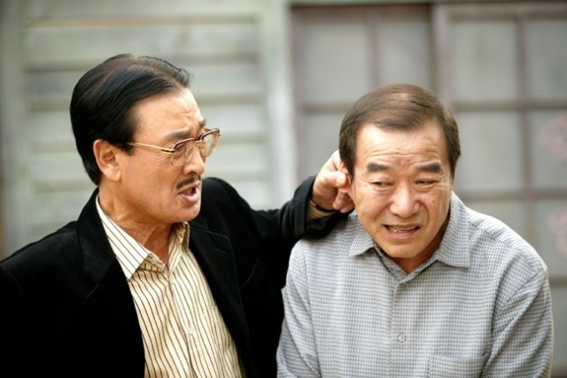 A Problem At My Younger Brother's House fotoğrafı