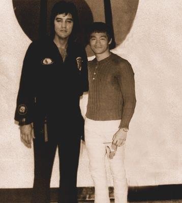 Öfkenin Yumruğu fotoğrafı