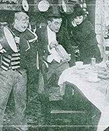 The Caretaker's Dilemma (1915) afişi