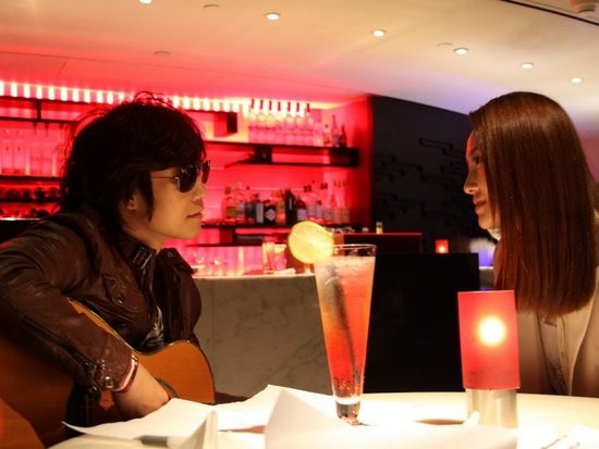 Break-up Artist. fotoğrafı