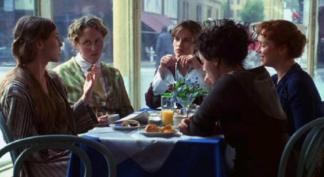 Demir Çeneli Melekler Fotoğrafı