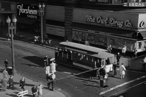 Karanlık Geçit Fotoğrafı