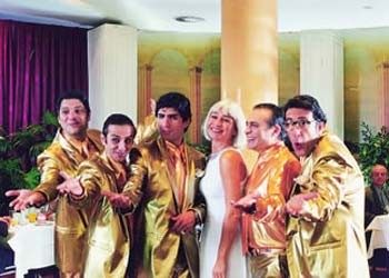 Neredesin Firuze Fotoğrafı