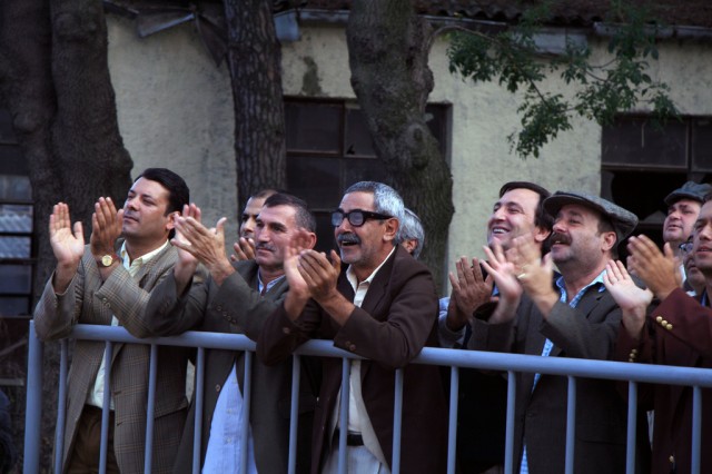 Devrim Arabaları Fotoğrafı