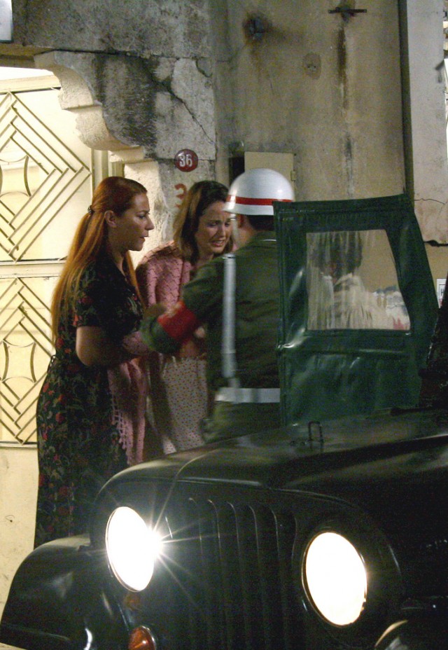 Devrim Arabaları Fotoğrafı