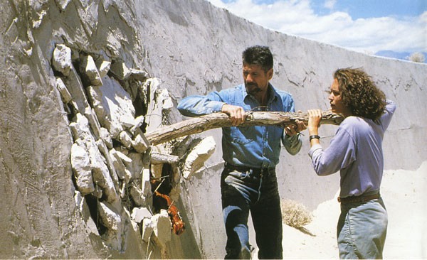 Yeraltı Canavarı fotoğrafı