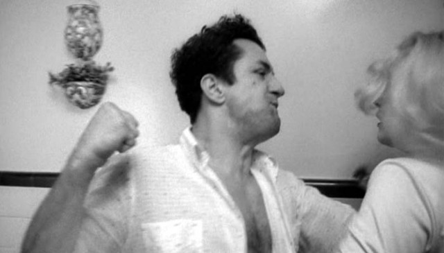 Kızgın Boğa Fotoğrafı