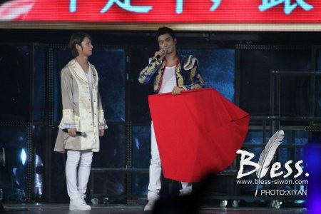 Supershow 3 3d Fotoğrafı