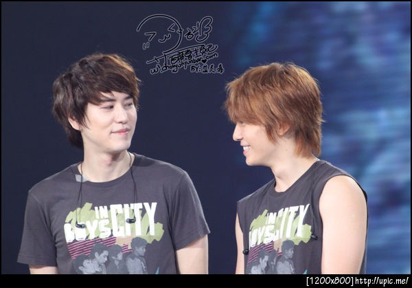 Supershow 3 3d Fotoğrafı