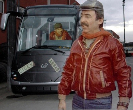 Çiçek Abbas Fotoğrafı