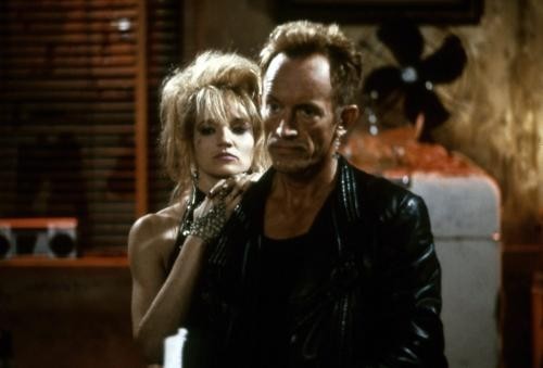 Johnny Handsome fotoğrafı