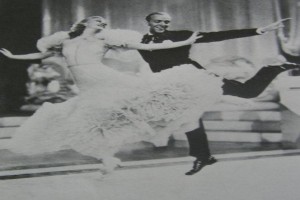 Swing Time fotoğrafı