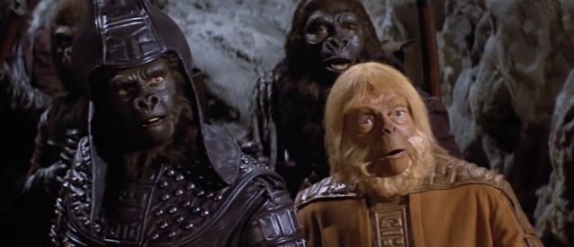 Maymunlar Cehennemine Dönüş fotoğrafı