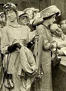 When Women Go On The Warpath; Or, Why Jonesville Went Dry (1913) afişi