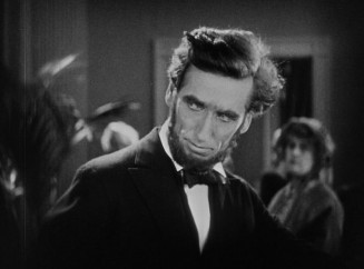 Demir At fotoğrafı