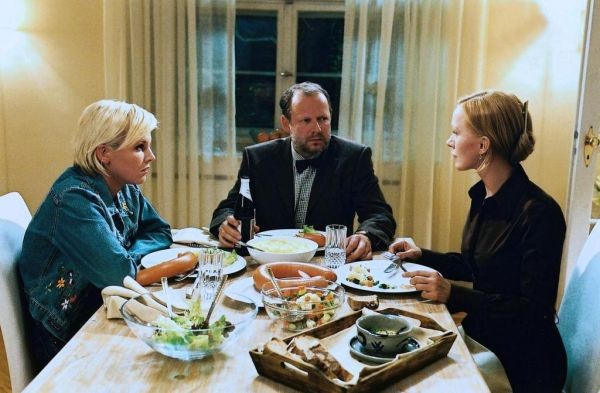 Zwei Affären Und Eine Hochzeit Fotoğrafı