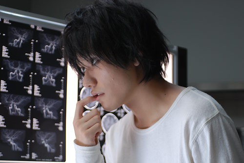 L: Change The World Fotoğrafı