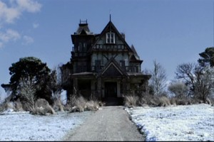 Lanetli Ev Fotoğrafı