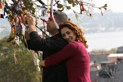 Aşk Yakar Fotoğrafı