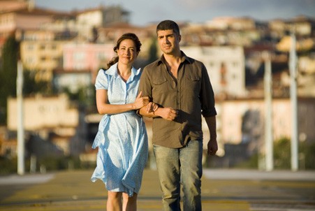 Aşk Yakar Fotoğrafı