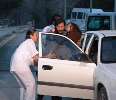 Aşk Yakar Fotoğrafı