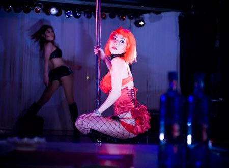 Gekijoban Shinsei Kamattechan: Rock ‘n’ Roll Wa Naritomanai fotoğrafı