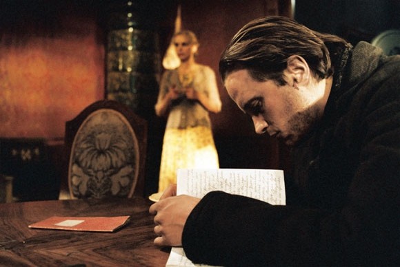 Berlin'de Bir Kadın Fotoğrafı