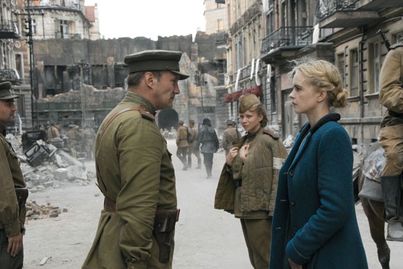 Berlin'de Bir Kadın Fotoğrafı