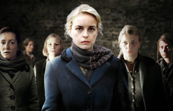 Berlin'de Bir Kadın Fotoğrafı