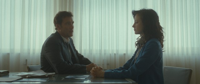 Gölgede Dans Fotoğrafı