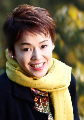 Here Comes The Bride, My Mom! fotoğrafı