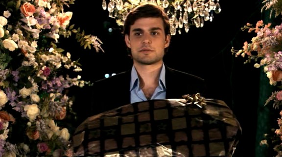 Ayakta Kal Fotoğrafı