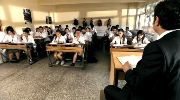 Ayakta Kal Fotoğrafı