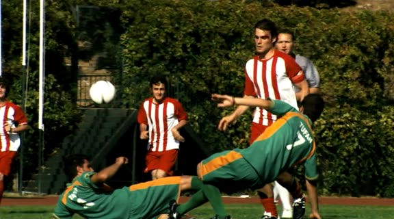 Ayakta Kal Fotoğrafı