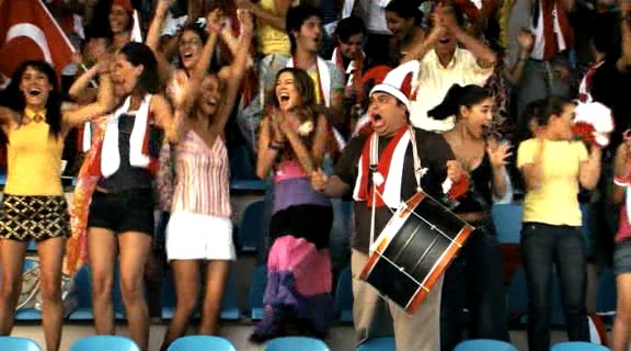 Ayakta Kal Fotoğrafı