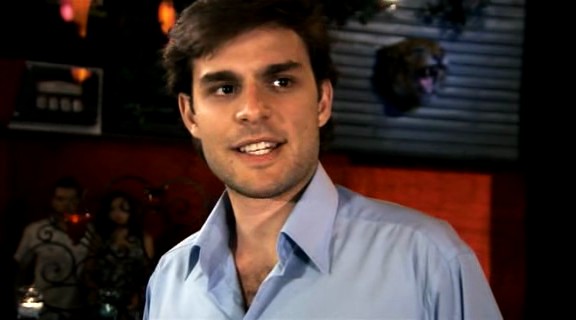 Ayakta Kal Fotoğrafı