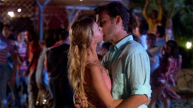 Ayakta Kal Fotoğrafı