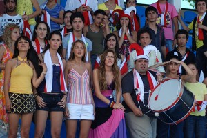 Ayakta Kal Fotoğrafı