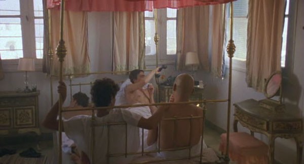 Prick Up Your Ears Fotoğrafı