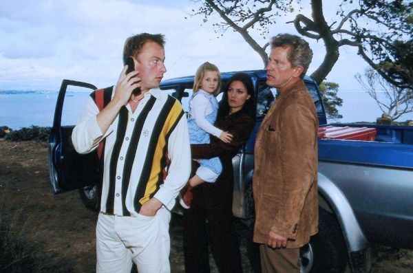 Denninger - Der Mann Mit Den Zwei Gesichtern Fotoğrafı