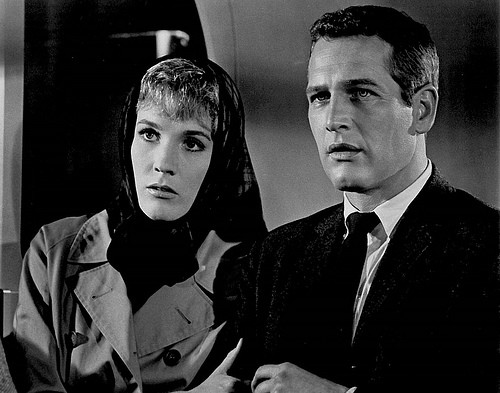 Torn Curtain fotoğrafı