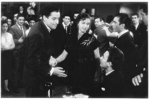 Apenas Un Delincuente fotoğrafı