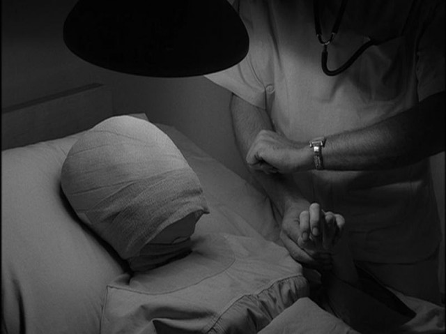 Alacakaranlık Kuşağı fotoğrafı